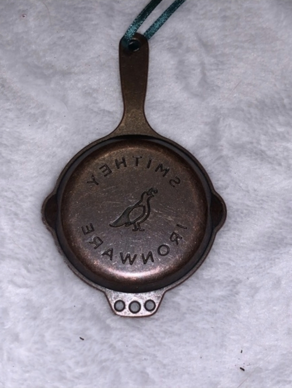 Smithey Ironware cast iron skillet Christmas tree ornament